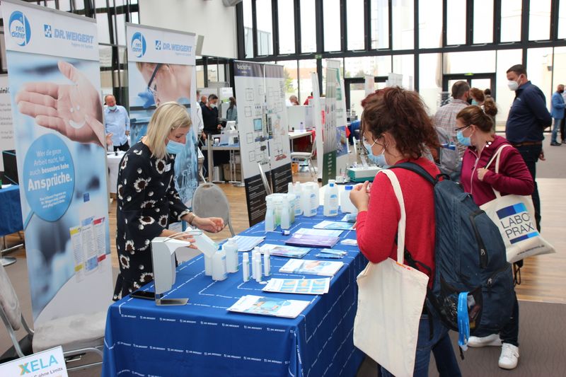 Impressionen der LAB-SUPPLY Berlin 2021  Weitere Infos zu den kommenden LAB-SUPPLY-Messen finden Sie auf www.lab-supply.info.  (LABORPRAXIS, Lüttmann)