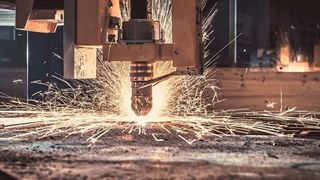 Dank der besseren Verwaltung läuft die Plasmaschneidanlage bei Aigeldinger nur noch zwei Tage statt die ganze Woche. (Bild: Metall Aigeldinger)