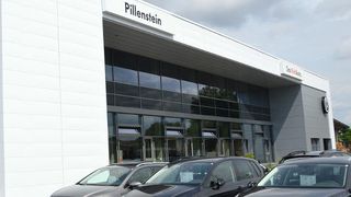 Das neue Gebrauchtwagenzentrum von Pillenstein bietet Platz für 200 Ausstellungsfahrzeuge. (Achter)
