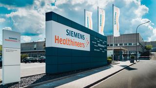 Siemens Healthineers übernimmt die gesamte Projektverantwortung und will jedes Jahr ein Optimierungsprojekt gemeinsam mit Anregiomed erarbeiten und umsetzen.  (Bild: Siemens Healthineers)