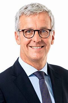 Hermann Heringer, bisheriger Geschäftsführer bei Rhein-Getriebe, hat im Rahmen eines Management-Buy-Out das Familienunternehmen übernommen. (info@stephanwieland.de)