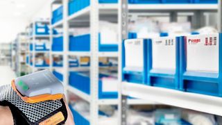 Mit dem Mark Basic standard range (RS) bringt Proglove einen tragbaren Scanner auf den Markt, der auf kurze Distanzen arbeitet. So soll er im Verpackungs-, Inventur- und Montagesektor punkten. (L. Leonhardt / Proglove)