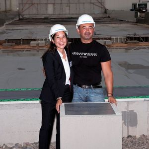 Corinne Rohner, Mitbesitzerin und Delegierte des VR der Frigosuisse AG, und Antonio Marra, Polier, Ernst Frey AG.