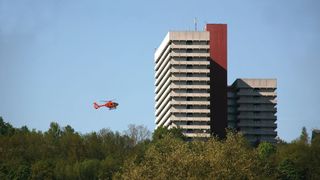 Die Installation von Schaltanlagen für HKL-Anlagen in Krankenhäusern stellt besondere Anforderungen  (Bild: iStockphoto.com/mb-fotos)