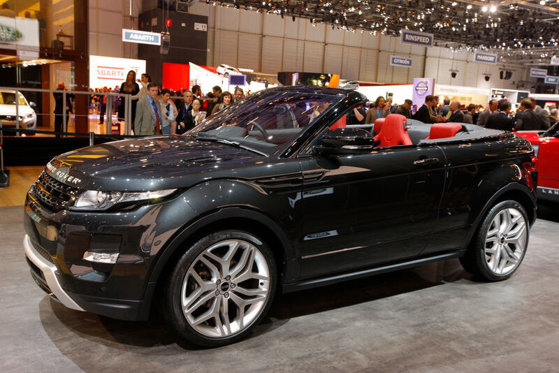 Aktuell sorgt die Cabrioversion des Range Rover Evoque für viel Aufsehen: Webasto entwickelte und liefert das Stoffdach für das offene SUV. (Foto: Jaguar Land Rover)