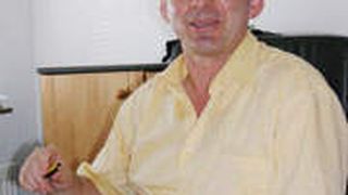 Reinhard Ott: „Die Komplettangebote der Automobilhersteller unterbinden den freien Wettbewerb.“ (Foto: Rubbel)