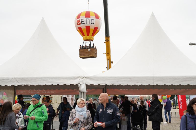 Der Ballon war von weither zu sehen und gab einen Überblick über ganz Nordhorn. (Eno telecom)