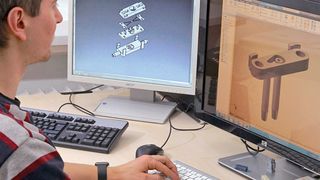 Stehen Parameter, Größe und Anordnung der fluidischen Verbindungen fest, werden mithilfe eines CAD-Systems die Aktoren gestaltet, die per Laser aus der FGL-Folie ausgeschnitten werden. (Bild: SMActuators)