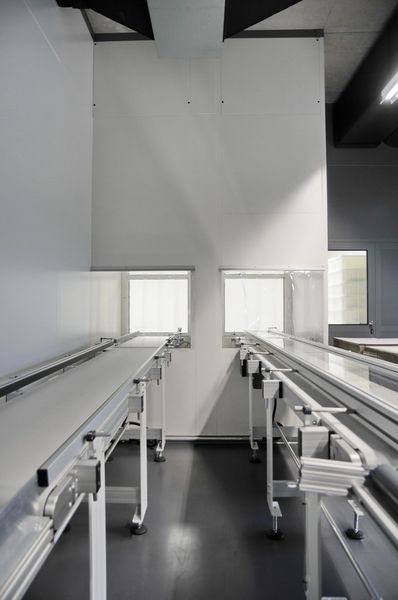 ... und den Materialausgang. (Bild: Nerling Systemräume)