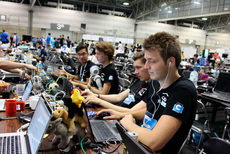 Volle Konzentration auf die Mission Titelverteidigung bei der RoboCup-Weltmeisterschaft 2017 im japanischen Nagoya (B-Human)