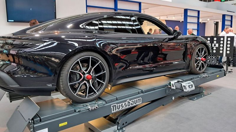 Die Präsentation in klassischer Form. (Bild: Doris S. Pfaff - VCG)