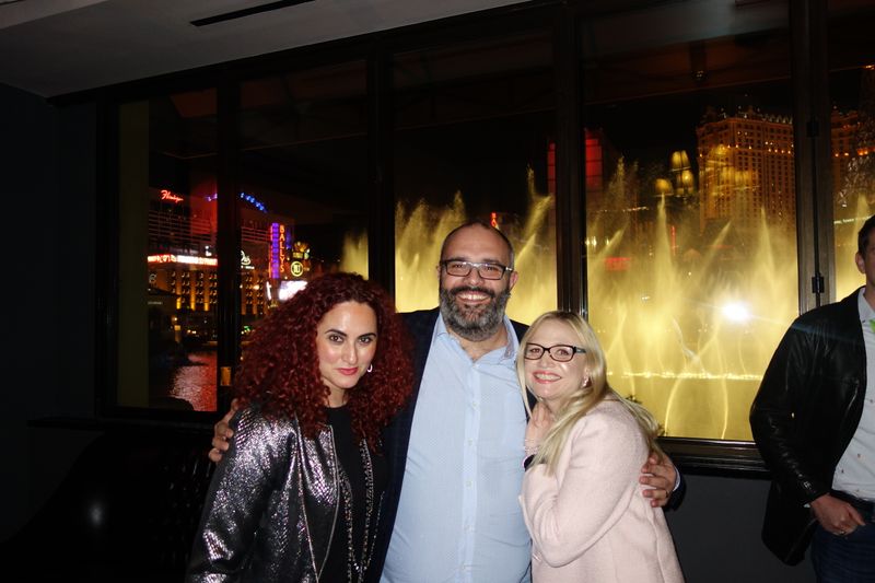 Besa, IT-BUSINESS, mit Adrian Meier und Annette Lipp, Alltron. (IT-BUSINESS)