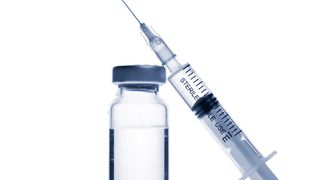 Der Trend zu Biopharmazeutika erfordert hochwertige Glasverpackungen.  (© nikilitov - Fotolia)