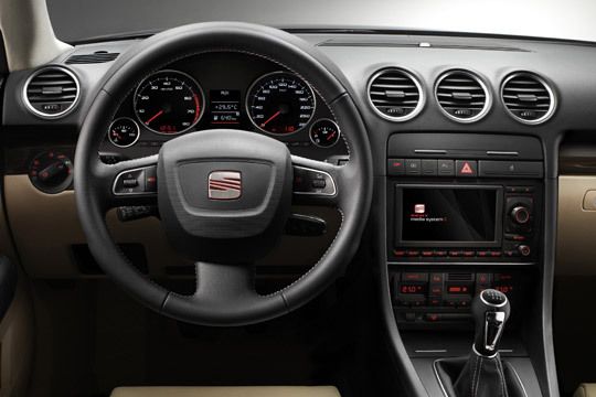 Auch innen sieht alles ein bisschen nach Audi aus. (Archiv: Vogel Business Media)