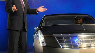 Bob Lutz sieht die automobile Zukunft düster. (General Motors)