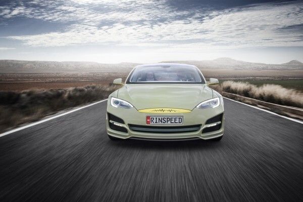 Mit dem vollelektrisch angetriebenen Konzeptfahrzeug „XchangE“ zeigt die Schweizer Ideenschmiede Rinspeed auf dem Genfer Auto-Salon die Zukunft des autonomen Fahrens.  (Rinspeed)