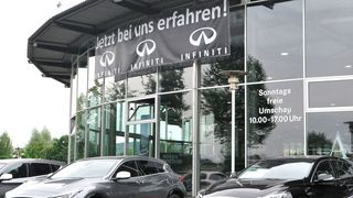Die Ebert-Gruppe betreibt das Infiniti-Center Rhein Necker, die zehnte Verkaufsvertretung des Importeurs in Deutschland. (Grimm / »kfz-betrieb«)