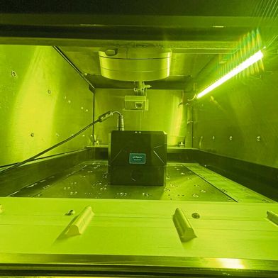 The Ophir BeamPeek beam analysis and power measurement device from MKS in the build chamber of a 3D Systems DMP Factory 500. (Image:3D Systems)