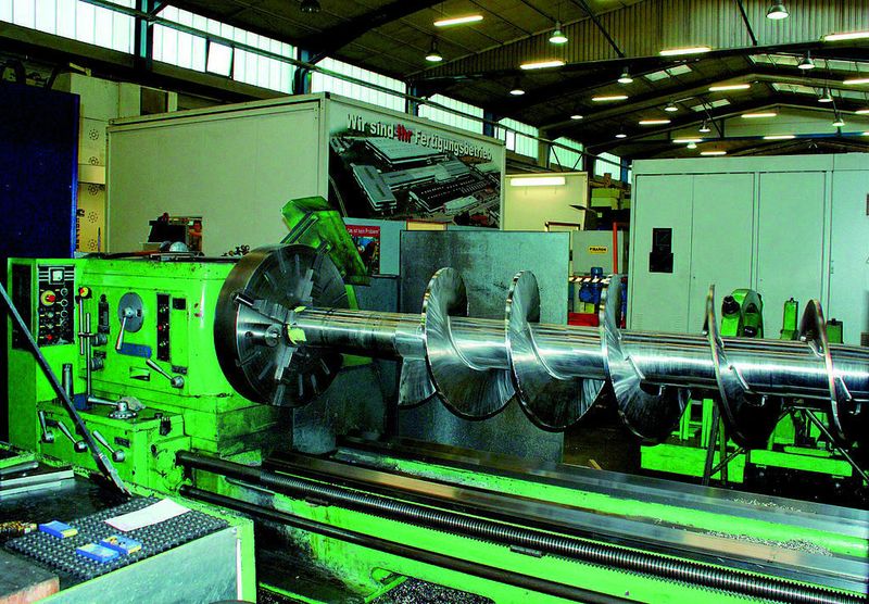 Bild 2: Für die Fertigung einer Schnecke aus Edelstahl sind im System beispielsweise Rz-abhängige Vorschübe, Schnittwerte und Algorithmen zur Schnittwertoptimierung hinterlegt. Bild: Kinkele (Archiv: Vogel Business Media)