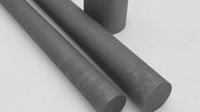 Grapitelekroden für Batterien bestehen aus natürlichem und synthetischem Graphit. Beide Materialien werden in Zukunft immer stärker gefragt sein. Deshalb stehen schon Projekte, wie etwa von International Graphite und Westwater in den Startlöchern, um nichts zu verpassen ... (Bild: International Graphite)
