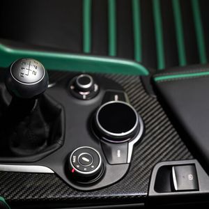 In der Giulia hat Zagato die Leistung des GTAm mit der Handschaltung der ersten GTA-Generation kombiniert.(Bild:  Zagato)