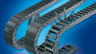 Alles montiert: Insgesamt wurden 300 m Energieführungsketten von Kabelschlepp verbaut, darunter auch UNIFLEX-Ketten.  Bilder: Kabelschlepp (Archiv: Vogel Business Media)