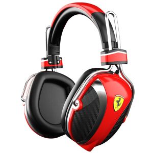 Die Kopfhörer P200 der Scuderia-Serie erinnern optisch an das Ambiente in der Formel 1.