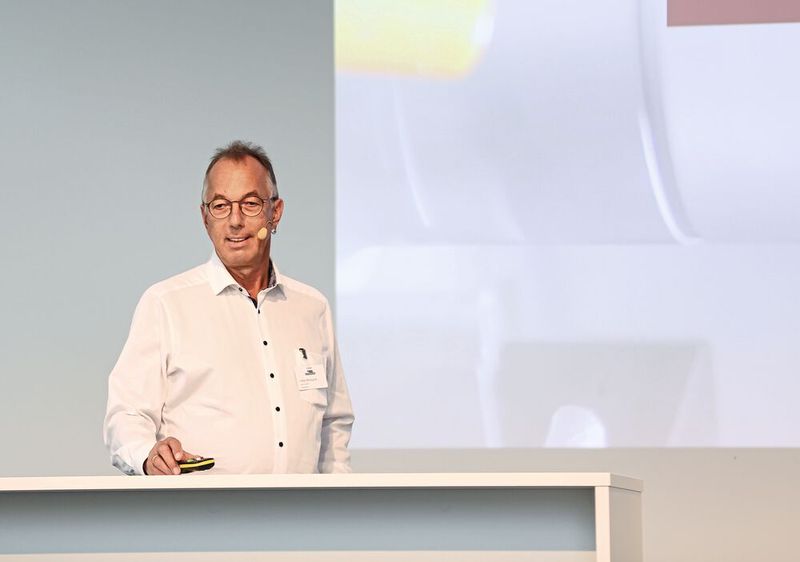 Volker Marquardt, Synop Systems UG, über die Optimierung von Fräsprozessen mit Methoden der Künstlichen Intelligenz. (Bild: Oxana Gruber Photography)