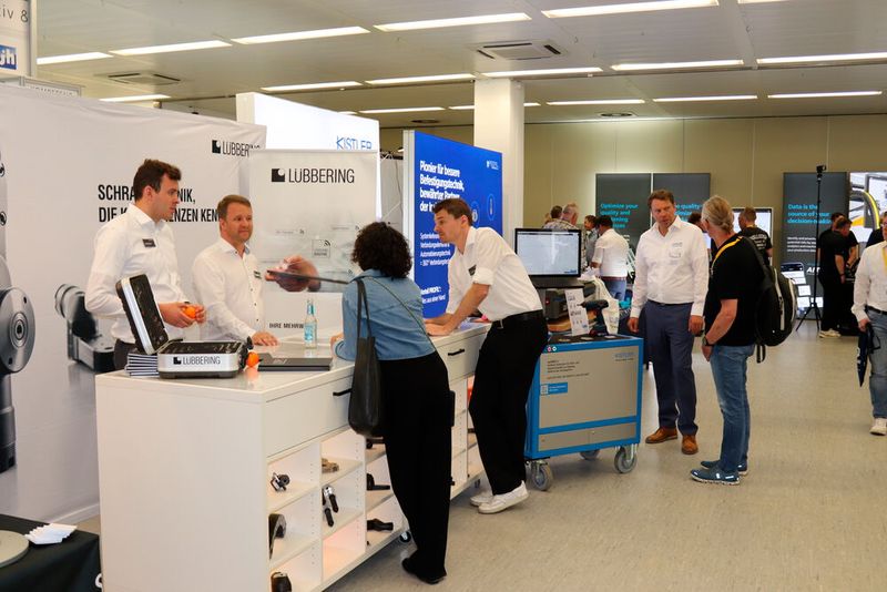 Das Konzept der Regionalmesse, das durch die regionale Nähe die Teilnahme für Interessierte erleichtert, wurde durch die Resonanz der norddeutschen Verbindungsexperten erneut erfolgreich bestätigt. (Bild: Alexander Stark)