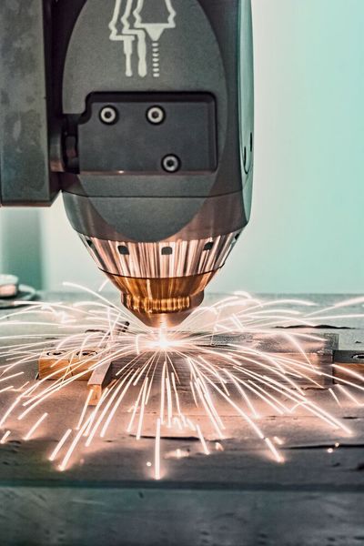 Lasercladding von Ventilgehäusen.  (Inspire)