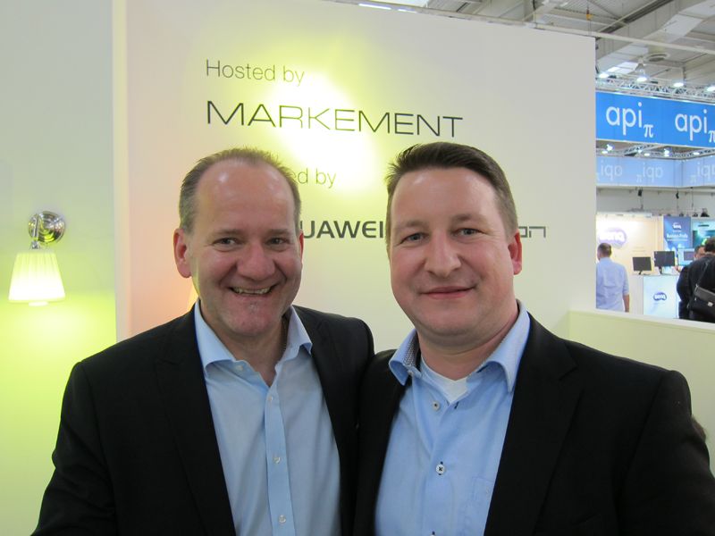 (v. l.) Jürgen Krüger, ALSO MPS, und Jochen Bless, I-onik, waren mit neuen Aufgaben am Start. (Bild: IT-BUSINESS)