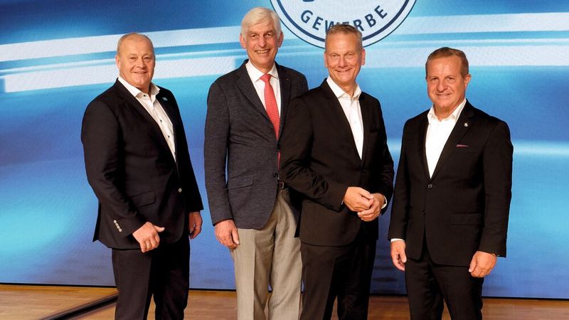 Das ZDK-Präsidium: (v. l.) Bundesinnungsmeister Detlef Peter Grün, Schatzmeister Michael Kraft, Präsident Arne Joswig und Vizepräsident Thomas Peckruhn(Bild:  Zietz - VCG)