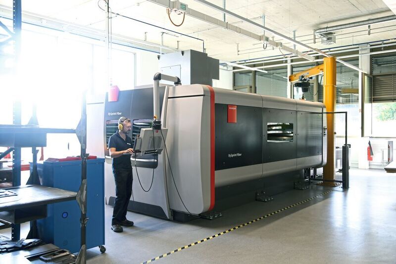 De nouvelles machines Bystronic pour assurer haute cadence et précision tant dans la découpe des pièces au laser que dans le pliage précis. (MSM)