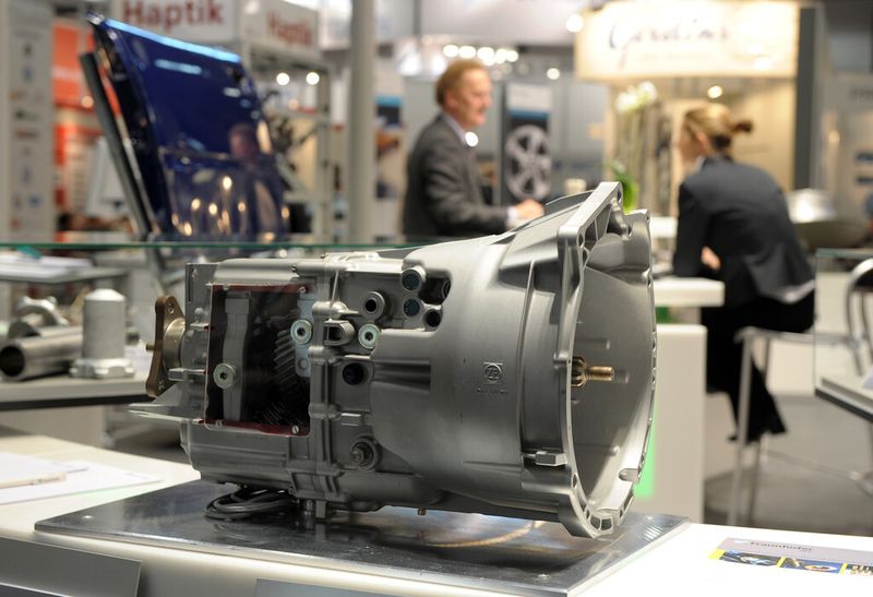 11. Z: Ausstellung eines Versuchsgetriebes am Messestand des Fraunhofer-Institut für Werkzeugmaschinen und Umformtechnik, Chemnitz. (Bild: Leipziger Messe/Uwe Frauendorf)