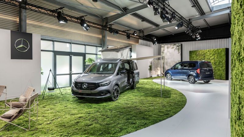 Mercedes macht den EQT zum Camper – offiziell bislang noch als Studie. Mercedes macht den EQT zum Camper – offiziell bislang noch als Studie.
