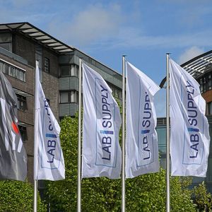 Bestes Wetter für die zweite LAB-SUPPLY 2024 am 24. April in Münster.
 
 
Infos zu den kommenden LAB-SUPPLY-Messen finden Sie auf www.lab-supply.info (Bild: Stefan Stark)