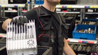 Xpick in der industriellen Anwendung mit einer Datenbrille. (Bild: Xcon Partners)