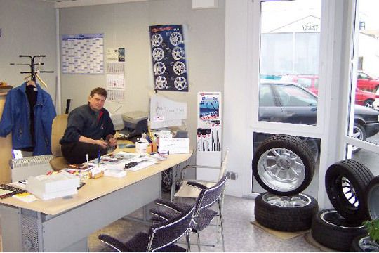 Die Innenräume haben Platz für die Räder-Präsentation. (Archiv: Vogel Business Media)