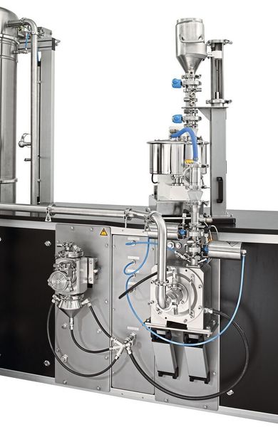 Im Testcenter können Versuche auf größeren Produktionsmaschinen mit einer Durchsatzleistung von bis zu mehreren hundert Kilo pro Stunde durchgeführt werden. (Hosokawa)