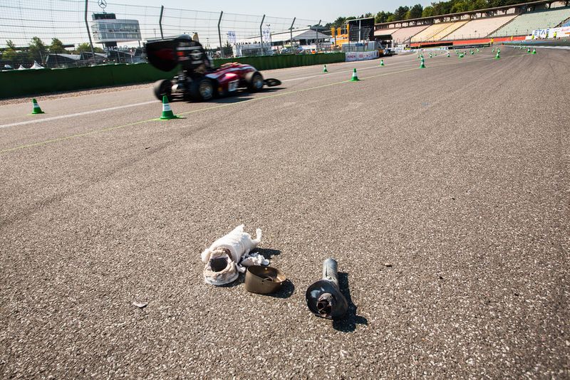 Bereits seit 10 Jahren kämpfen Studententeams aus aller Welt am Hockenheimring bei Formula Student Germany mit ihren selbstkonstruierten Rennboliden um den Sieg. (Formula Student Germany/ Botzkowski)