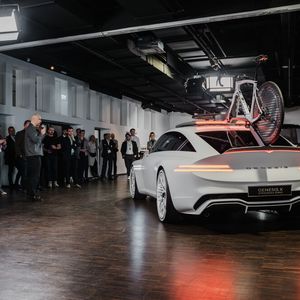 Die neue Studie basiert auf dem X Snow Speedium Concept, spielt aber das Thema „Radsport“.(Bild:  Autoren-Union Mobilität/CDE)