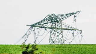 Die Investition in ein DC-USV-System lohnt sich – damit aus einer kurzen Unterbrechung nicht ein langer und kostenintensiver Stillstand wird.  (© Ralf Geithe - Fotolia)