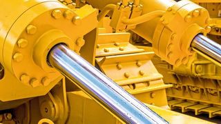 Der Fachverband Fluidtechnik des VDMA engagiert sich in Normungsgremien im In- und Ausland, um seinen Mitgliedern auf dem globalen Markt Unterstützung zu bieten. (©ilyaplatonov - stock.adobe.com)