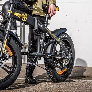 Das Falt-Fatbike von Jeep hat sogar schon einen Design-Preis gewonnen.(Bild:  EMD)