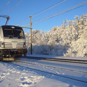 Für Siemens ist dies der bislang größte Einzelauftrag für die neue Lokomotiven-Generation Vectron und der erste Auftrag für dieses Modell in Breitspur.