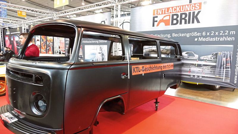 Bekannte Größe in der Oldtimer-Entlackungs- und Beschichtungsbranche: das Unternehemen Carblast aus der Nähe von Stuttgart. (Bild: Dominsky –  »kfz-betrieb«)
