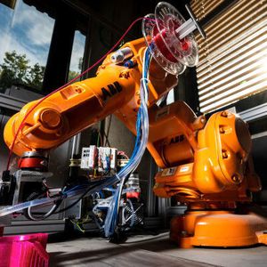 Der neue Druckkopf der TH Köln kann auf alle marktüblichen Industrieroboter nachgerüstet werden.