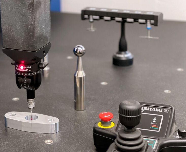 3D-Prüfung der Toleranzen von Werkstücken bei Grabacz. (Bild: Grabacz GmbH & Co. KG)