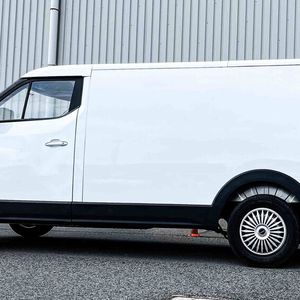 Rund fünfeinhalb Meter ist der Logistar 260 lang.(Bild:  Cenntro Automotive Europe)