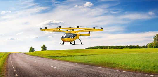 Bei der Entwicklung der neuen Rettungshubschrauber arbeitet der ADAC mit Volocopter zusammen. Tests werden mit dem Volocity-Multikopter durchgeführt. Bei der Entwicklung der neuen Rettungshubschrauber arbeitet der ADAC mit Volocopter zusammen. Tests werden mit dem Volocity-Multikopter durchgeführt.